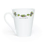 Mug costume de Vannes. Verso du mug. Décor moderne peint à la main à Saint-Evarzec dans nos ateliers Les Céramiques de Cornouaille.